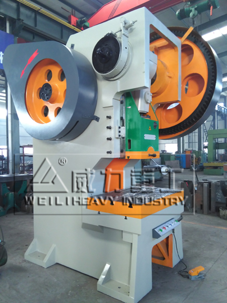 250噸鋼板固定臺(tái)沖床