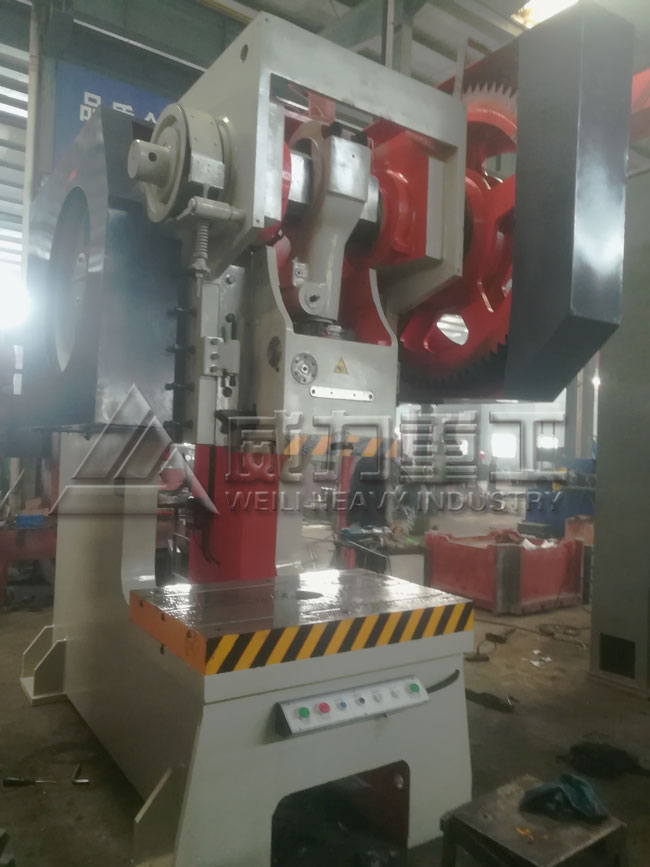 160噸鋼板固定臺(tái)沖床