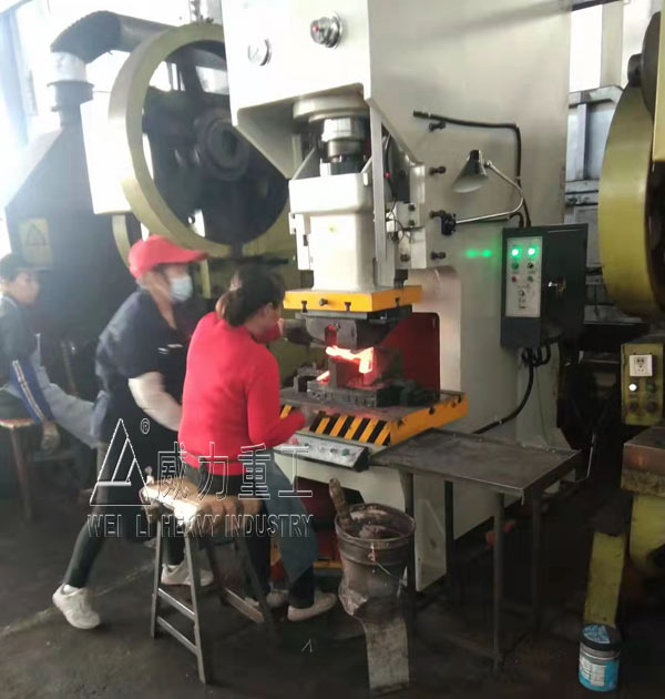 紅沖100噸液壓沖床