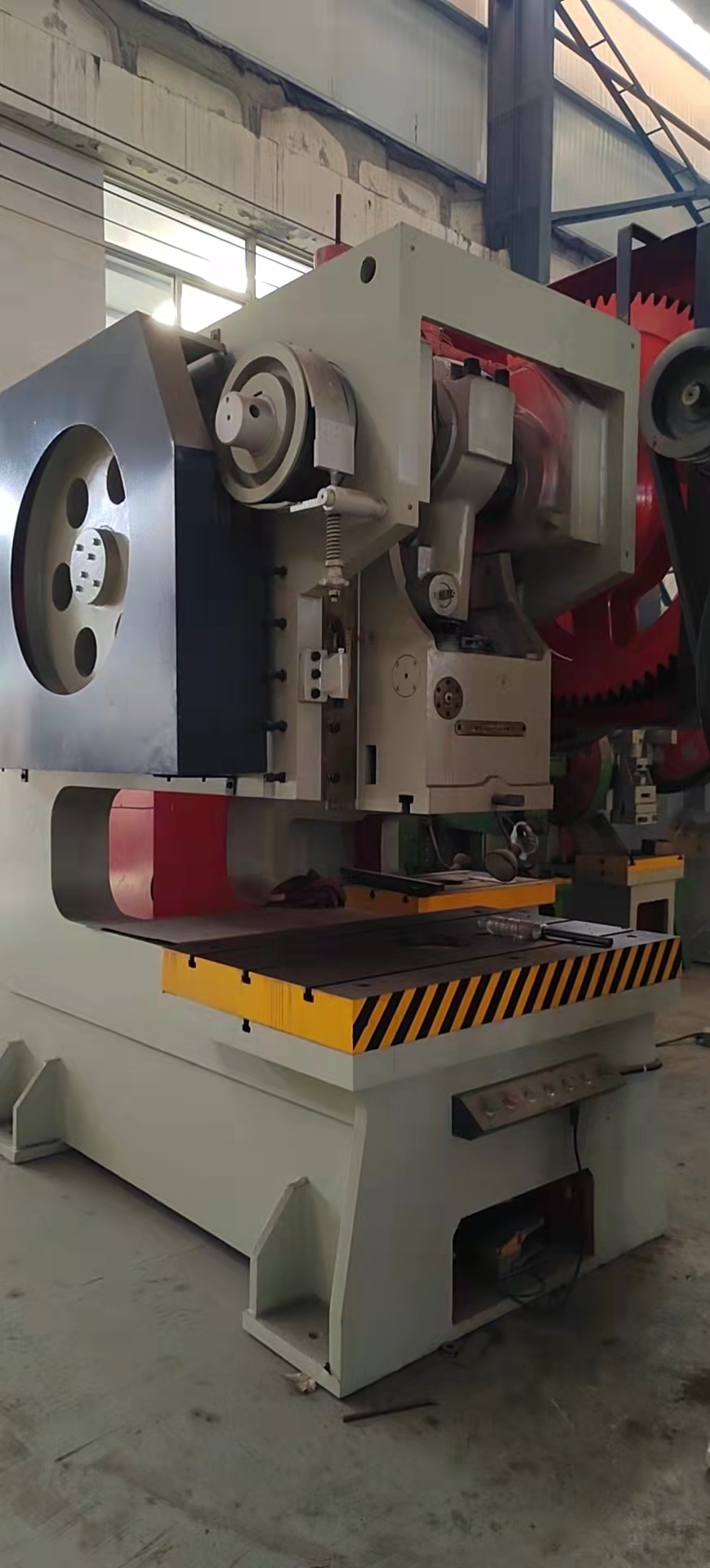 200噸深喉機械沖床