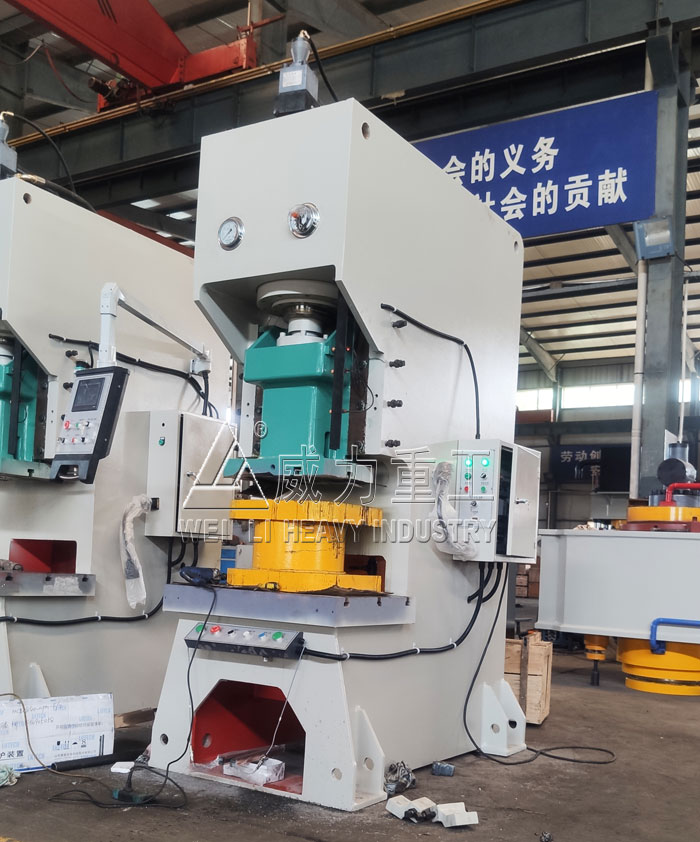 排屑器鏈板沖壓成型用100噸液壓沖床